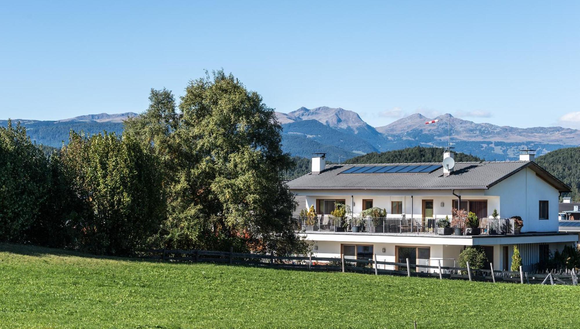 Apartments Elisir Castelrotto Eksteriør bilde